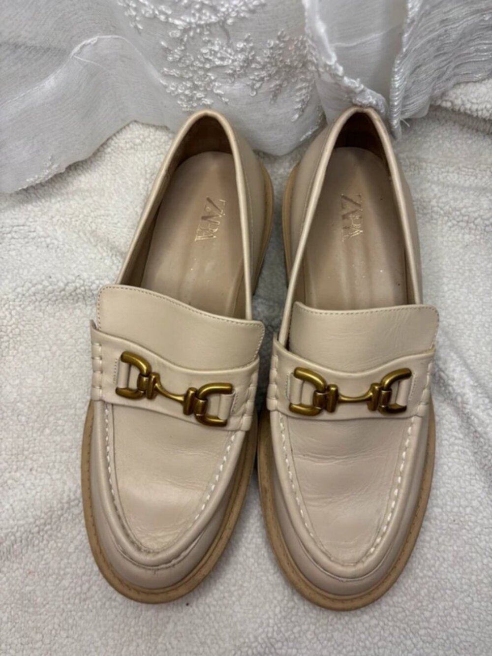 Zara Chunky Loafers Beige Gold Hardware Platform Shoes EU 39 US 8